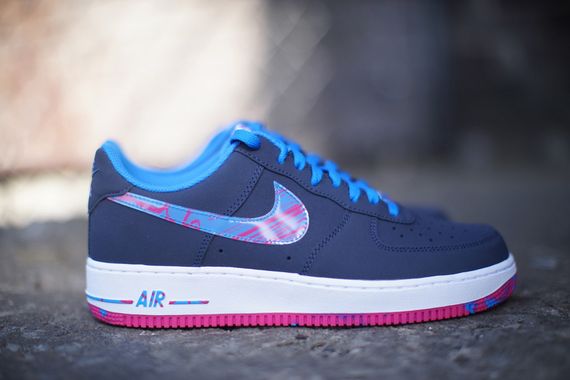 nike air force blue pink