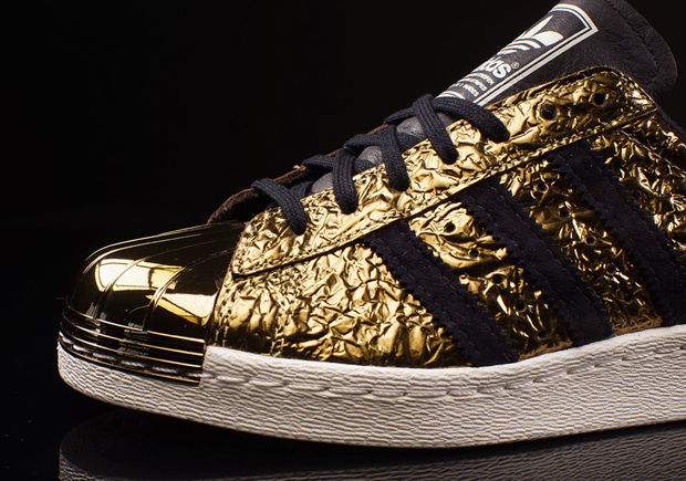 adidas superstar gold metal toe