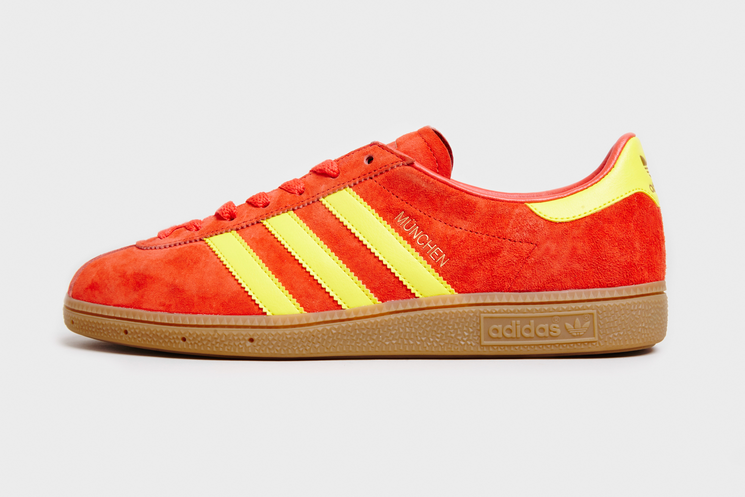 Reorganizar Aumentar Patatas Red And Yellow Adidas Trainers Deals, SAVE 43% - aveclumiere.com