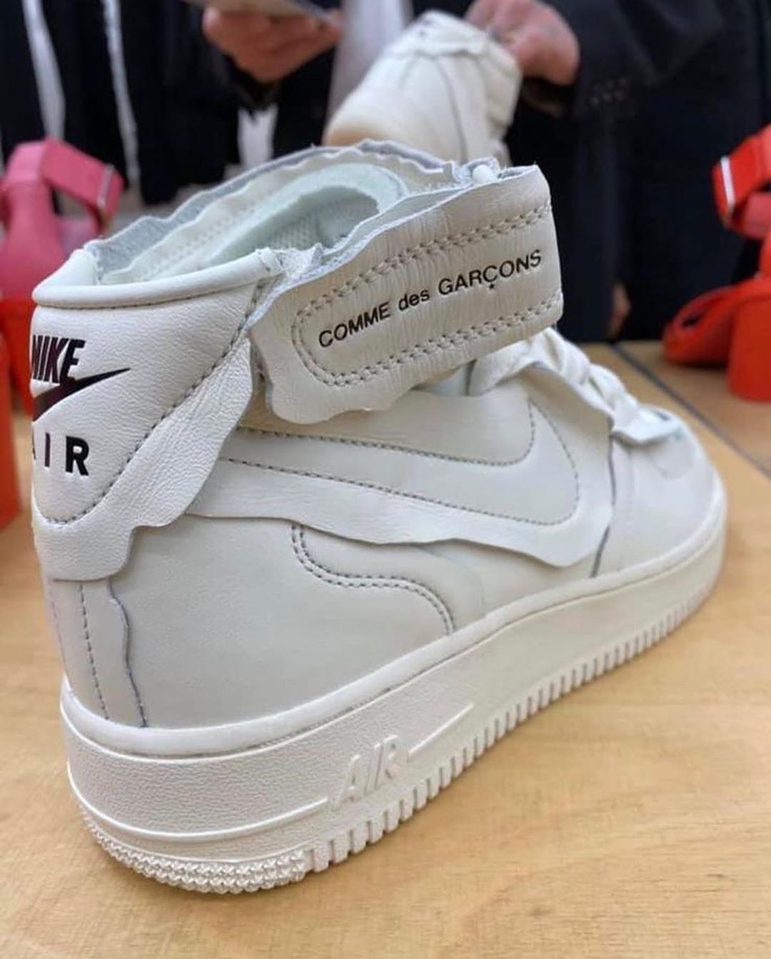 cdg air force 1 mid
