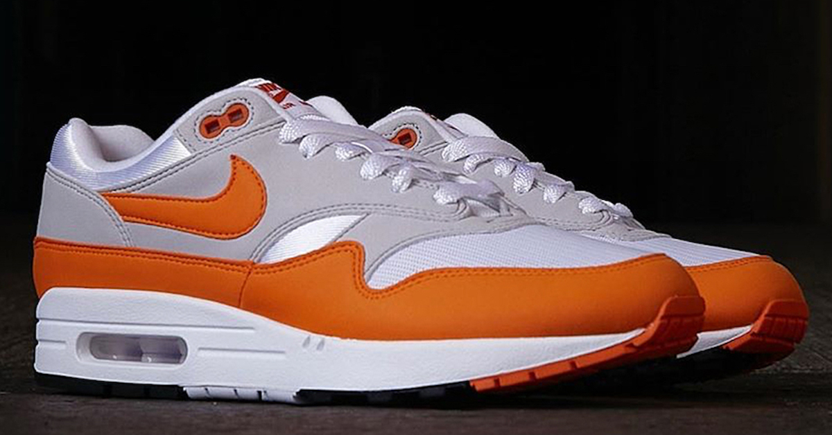 orange nike air max shoes