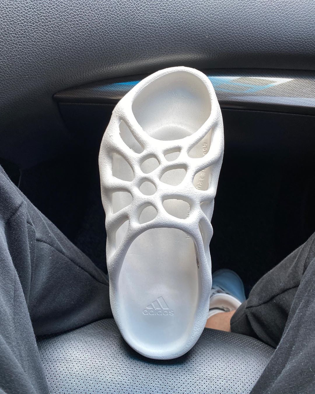 adidas YEEZY 450 Slides To Release This 