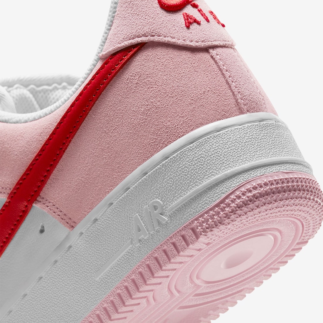Featured image of post Valentines Day Air Force 1 2021 : Click for more information on the release.