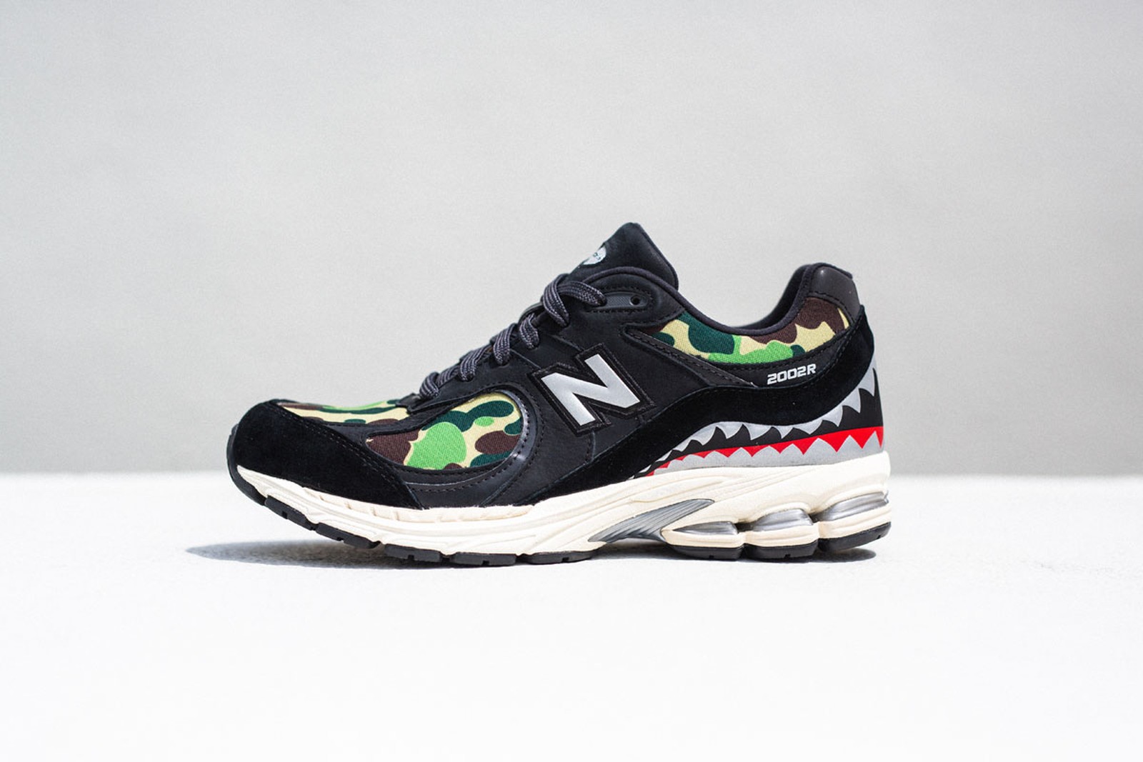 Detailed Look at the BAPE x New Balance 2002R
