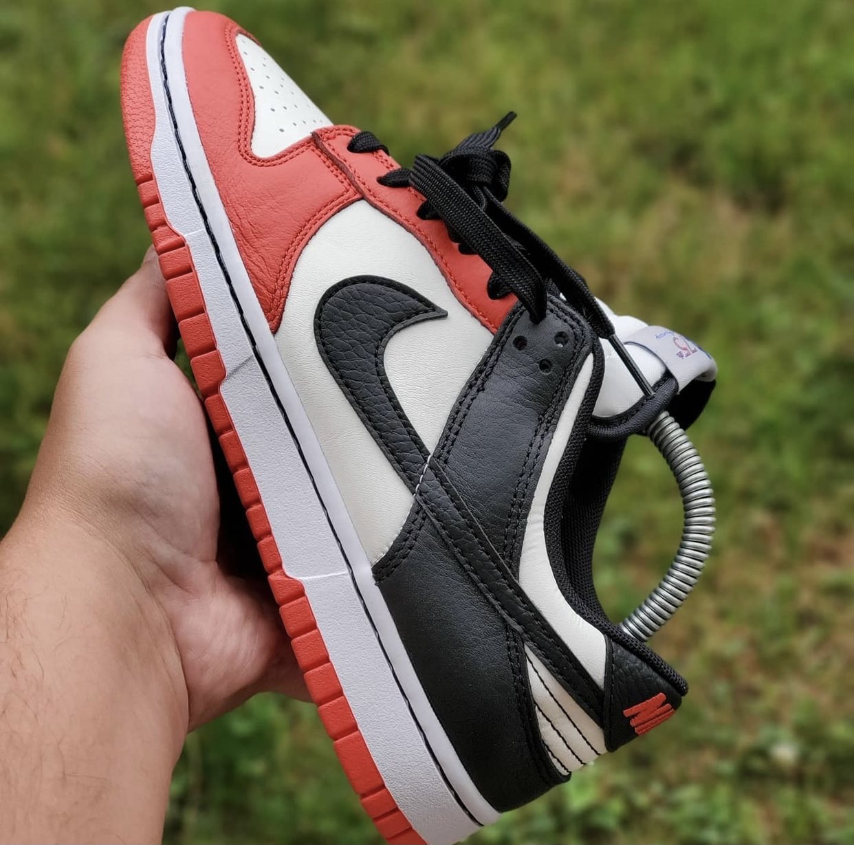 In-Hand Look: NBA 75th Anniversary x Nike Dunk Low “Chicago”